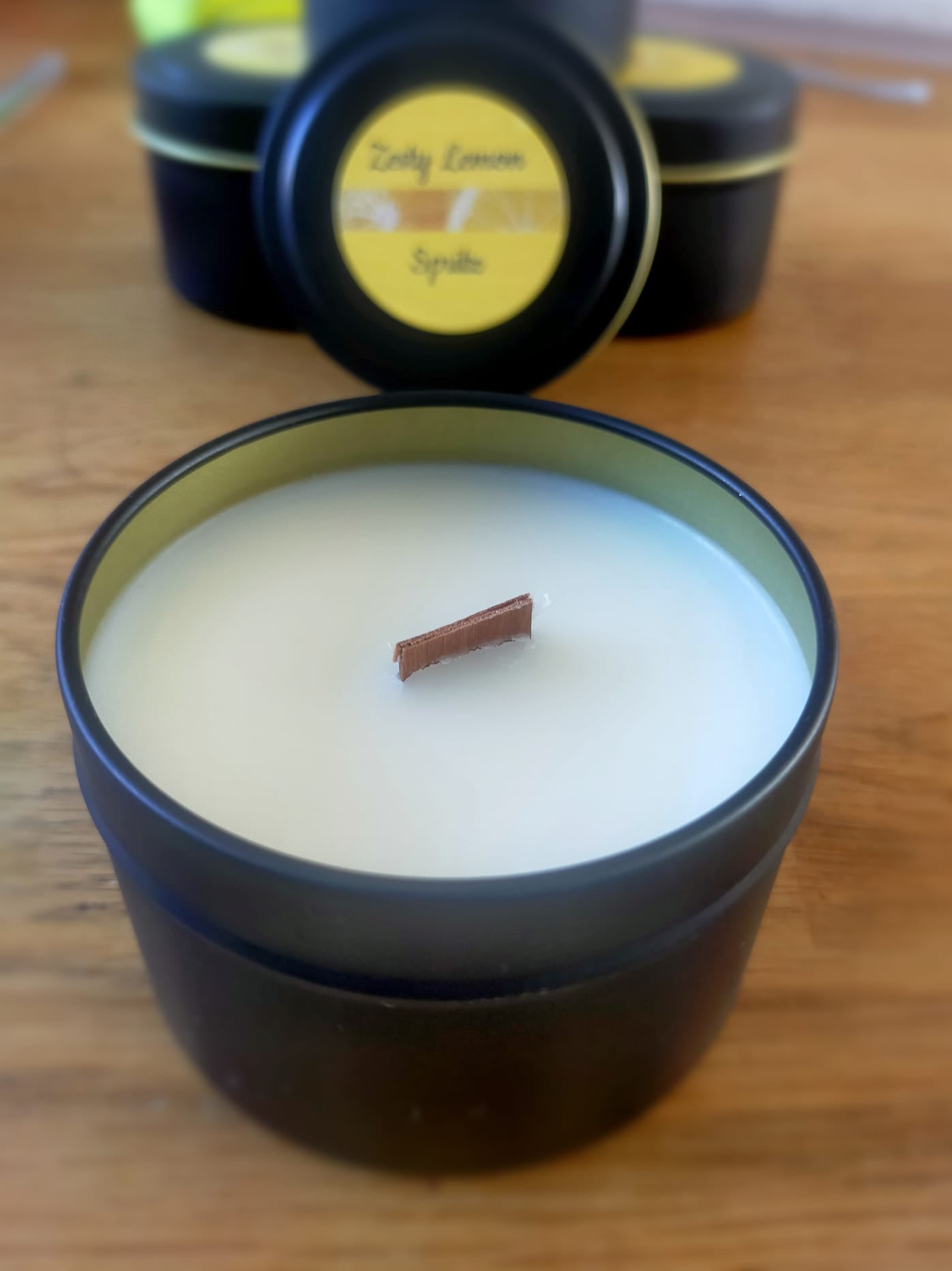 ZESTY LEMON SPRITZ BLACK TIN CANDLE