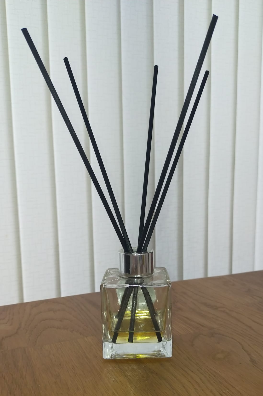 REED DIFFUSER LIME AND LEMONGRASS