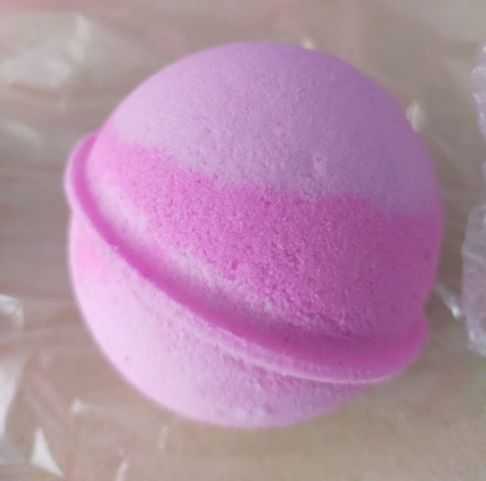 MARSHMALLOW AND SWEET CHERRY