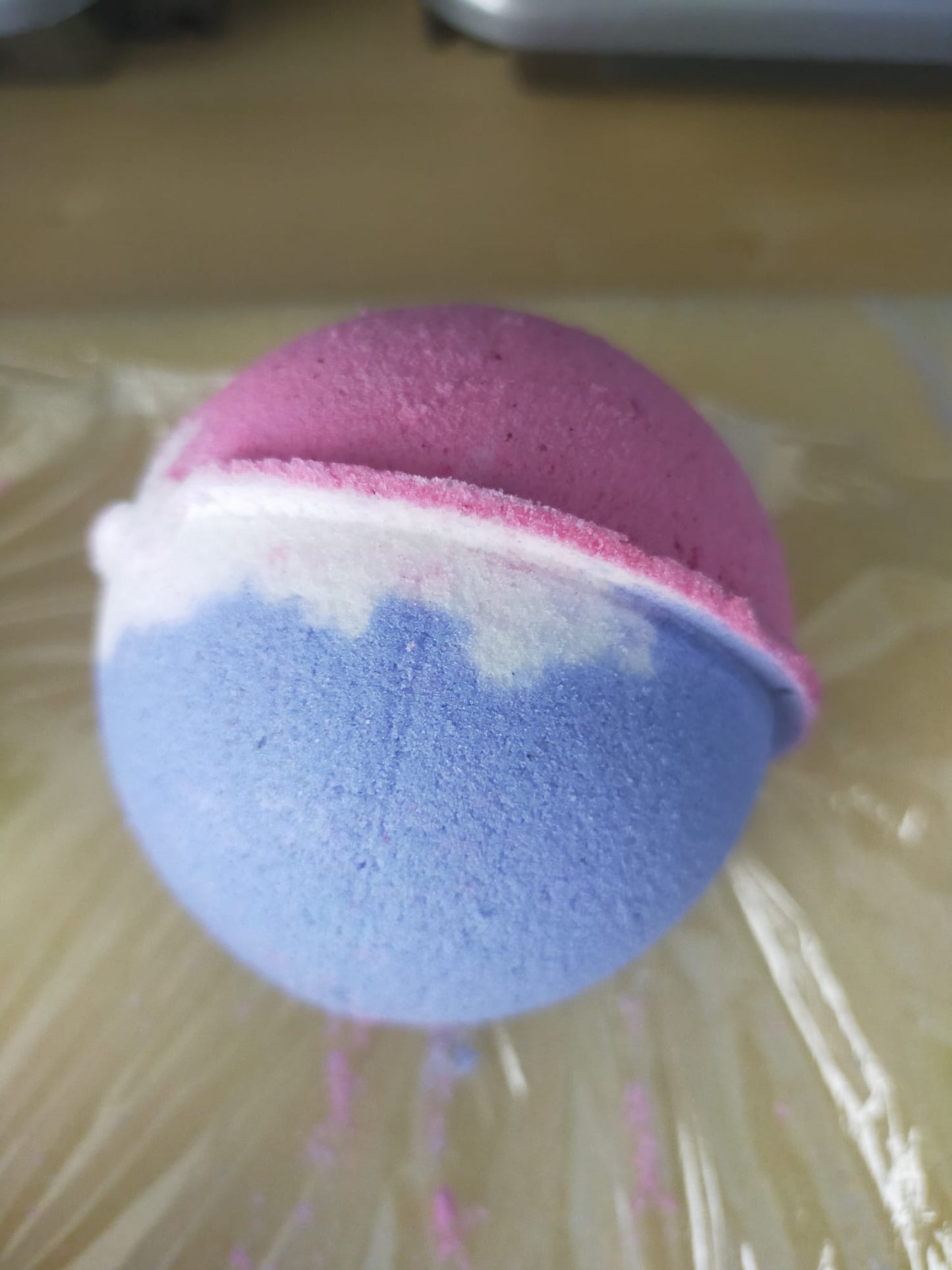 HOLLY JOLLY CHRISTMAS BATH BOMBS